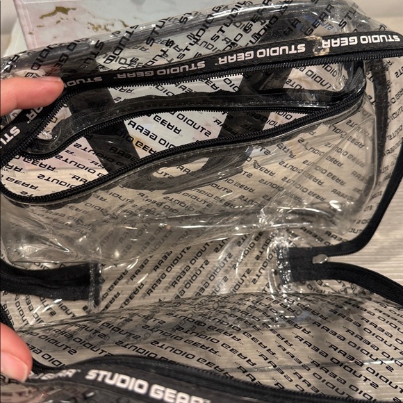 Studio Gear Clear Travel Makeup/Cosmetic bag - Picture 2 of 2